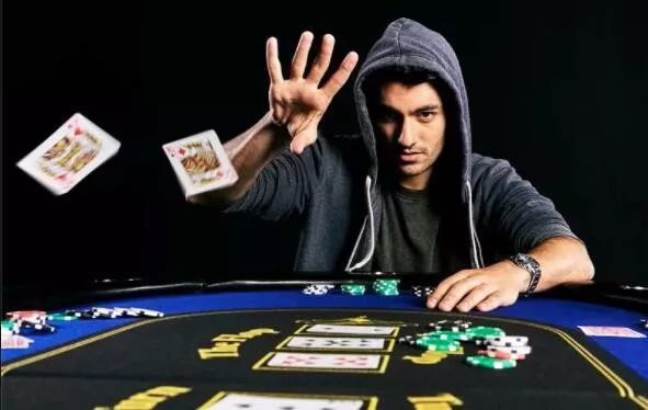 翻牌前下注混乱？先搞懂这四条基本规则